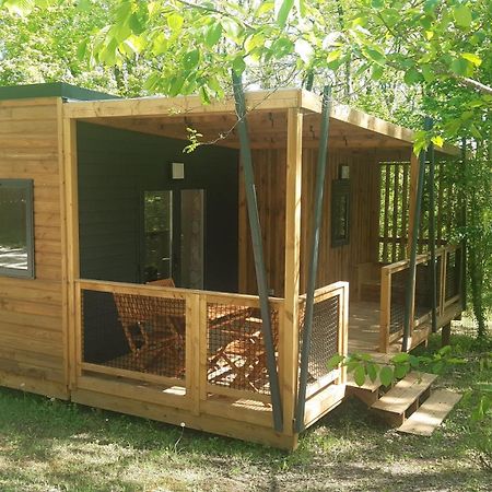La Clairiere - Ecolieu De Vacances Lamothe-Fenelon Exterior foto