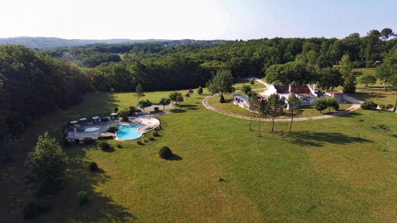 La Clairiere - Ecolieu De Vacances Lamothe-Fenelon Exterior foto