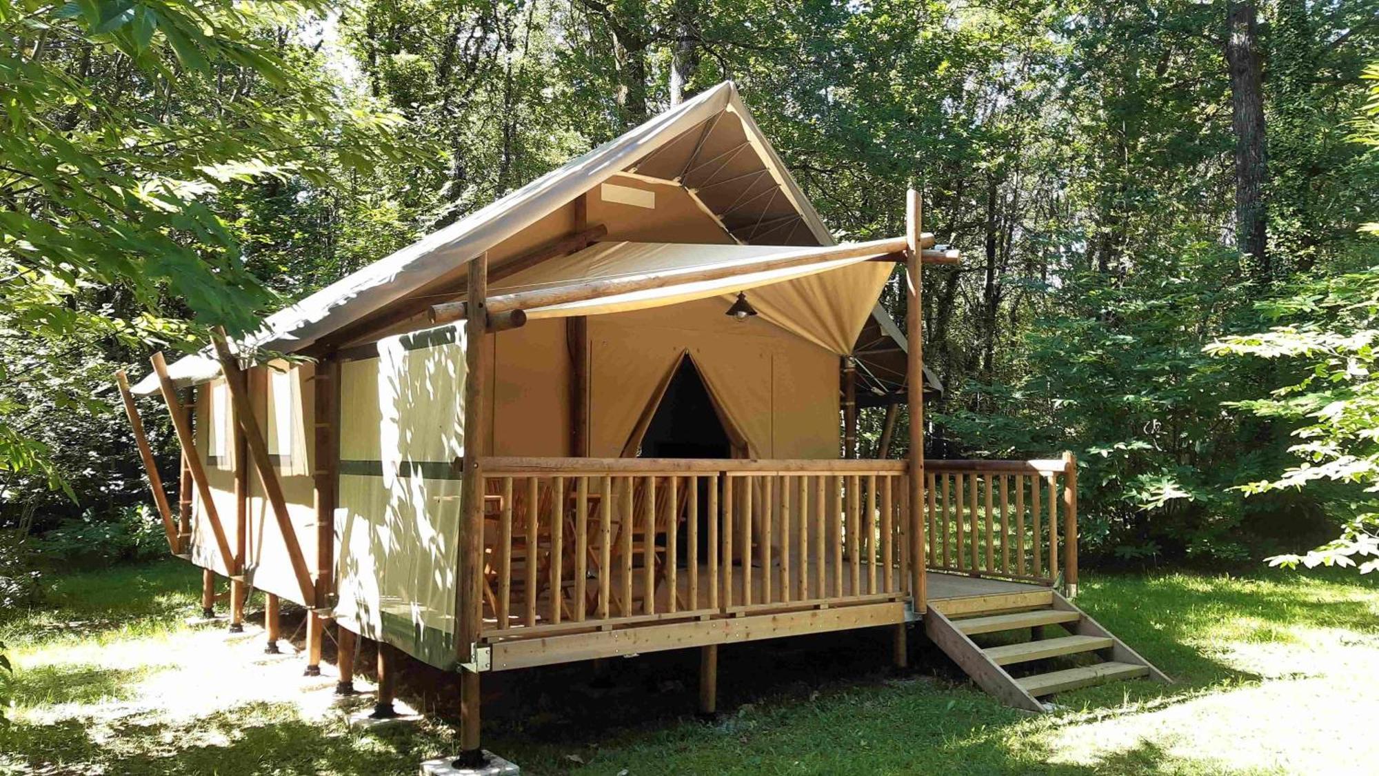 La Clairiere - Ecolieu De Vacances Lamothe-Fenelon Exterior foto